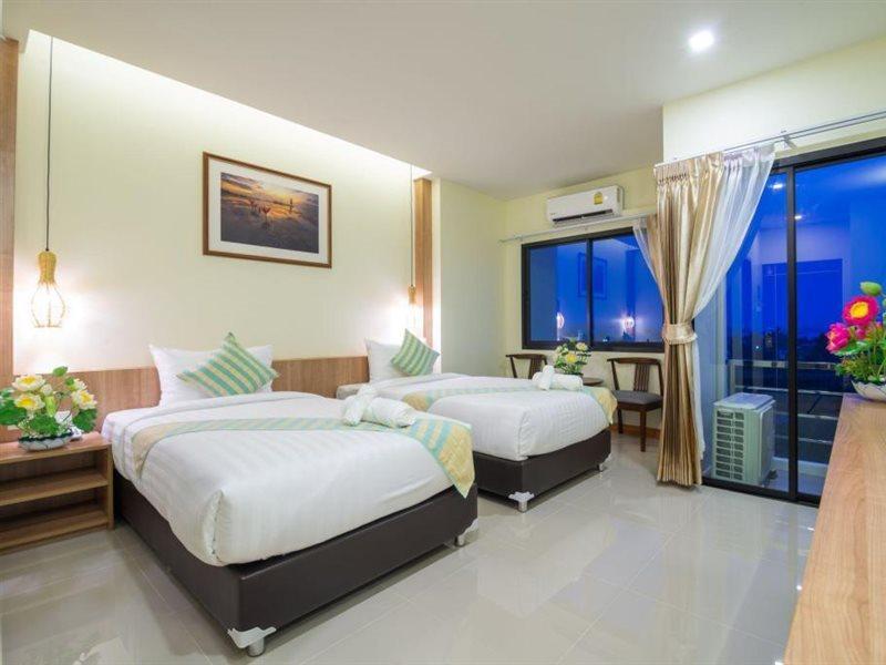 Pura Nakhon Hotel Nakhon Si Thammarat Bagian luar foto
