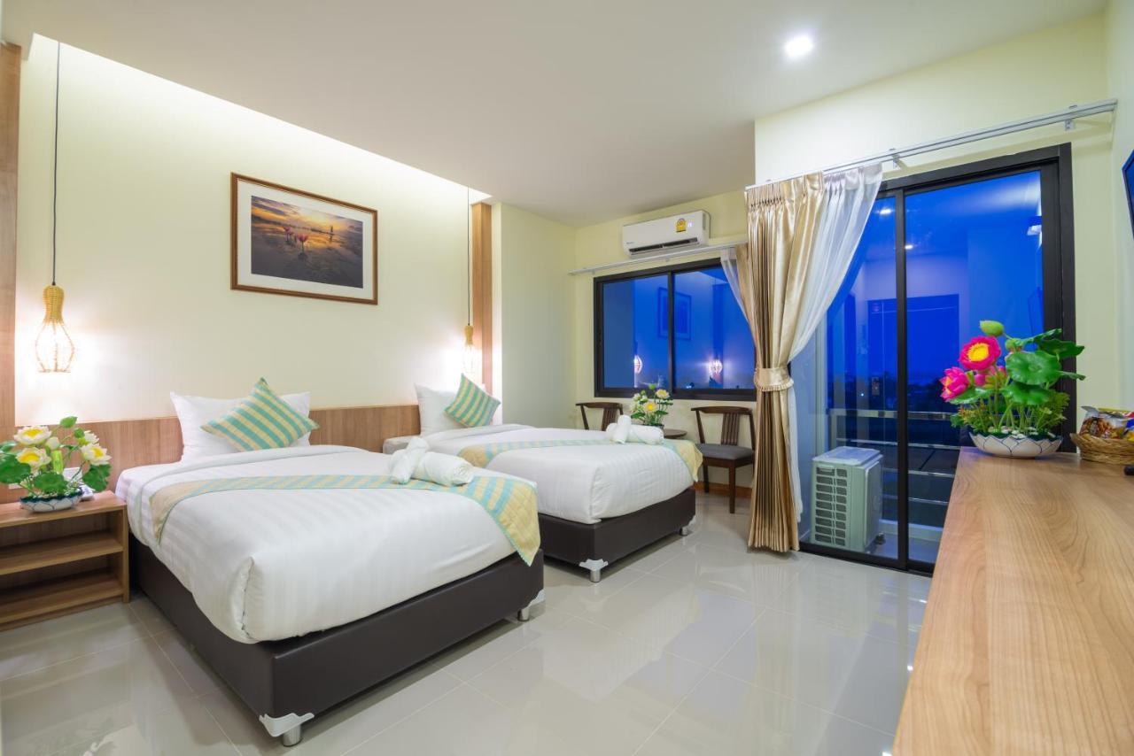 Pura Nakhon Hotel Nakhon Si Thammarat Bagian luar foto