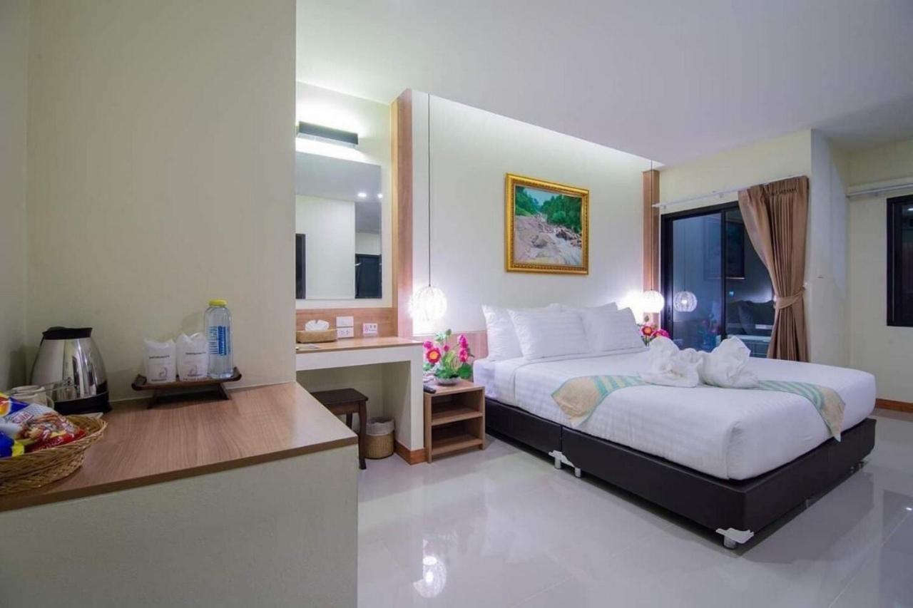 Pura Nakhon Hotel Nakhon Si Thammarat Bagian luar foto