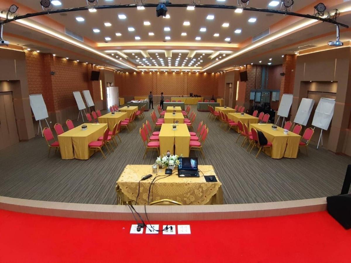 Pura Nakhon Hotel Nakhon Si Thammarat Bagian luar foto