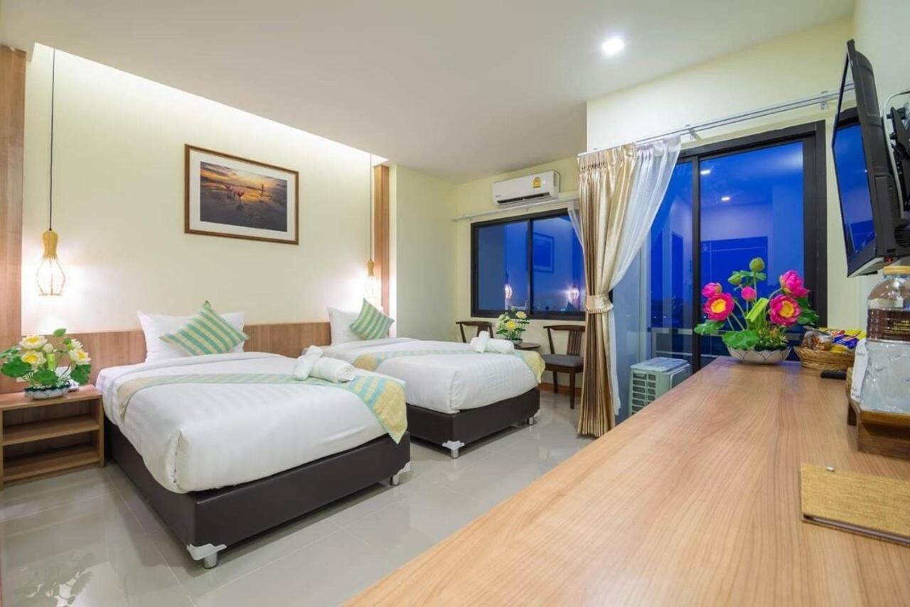 Pura Nakhon Hotel Nakhon Si Thammarat Bagian luar foto
