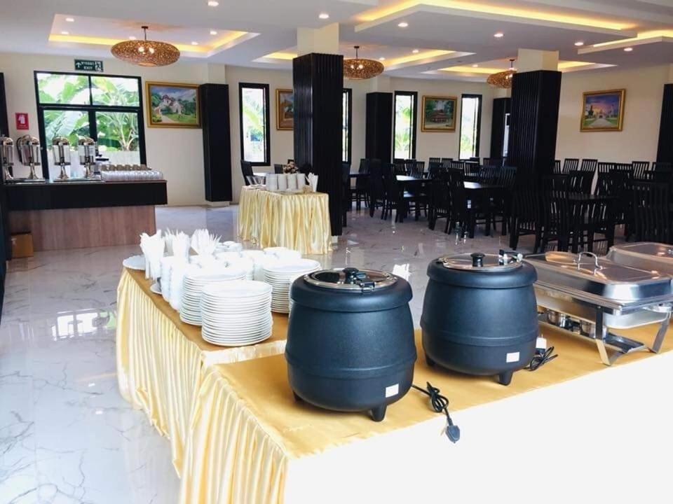 Pura Nakhon Hotel Nakhon Si Thammarat Bagian luar foto